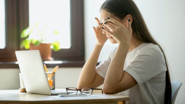 疲労感が出ている女性